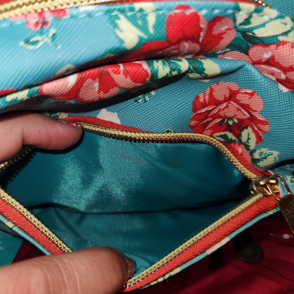 NEW The Pioneer Women Vintage floral cosmetic bag - Picture 4 of 7